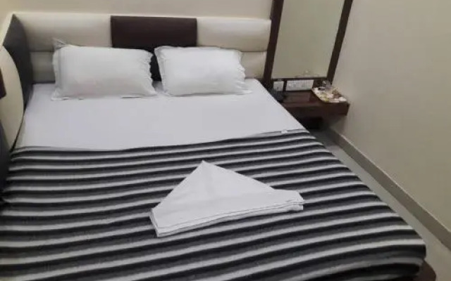 Hotel Crystal International