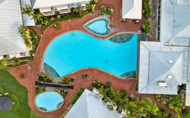 The Resort at Dolphin Heads