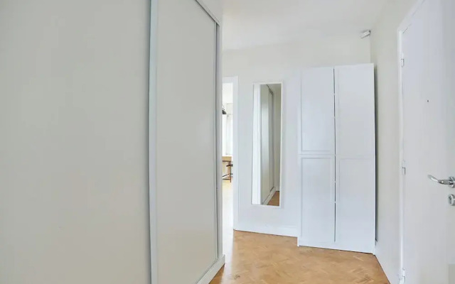 2 Bedroom Flat Centre de Paris - Eiffel Tower View