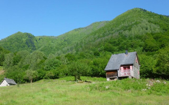 Les chalets de la forêt d'Issaux