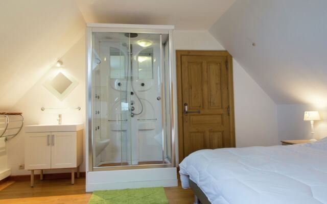Rural Villa, 4 Kilometres From the Beach
