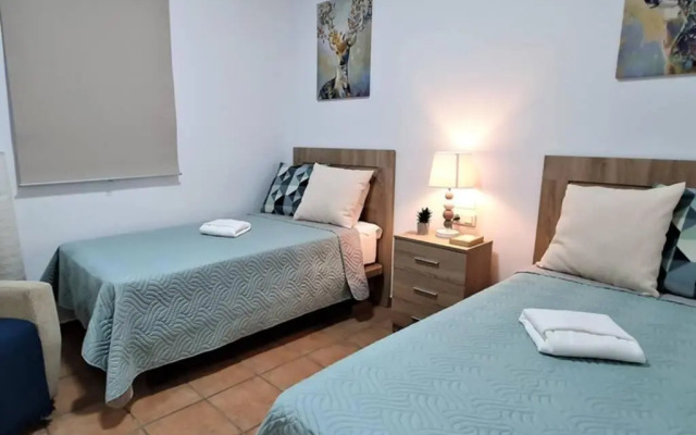 "Ñ" Casa Rural El Romeral - ALEGRÍA Housing