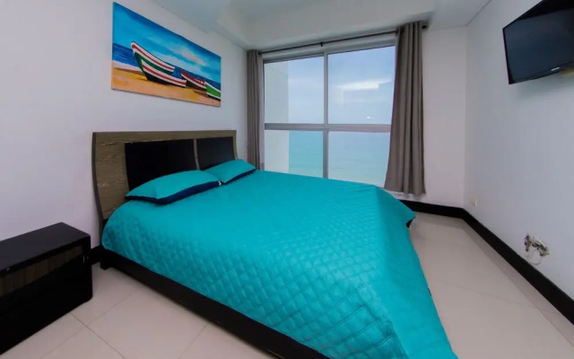 Dream Apartment, Facing the sea