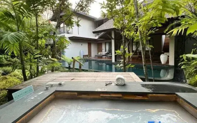 Rarin Villas