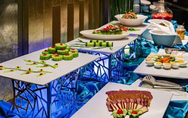 Rezen Kingtown Hotel (Chongqing Guanyinqiao)