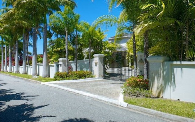 Villa Aliseo in Holetown, Barbados from 540$, photos, reviews - zenhotels.com