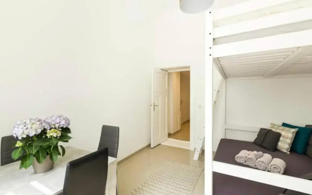 Nice City Center Studio