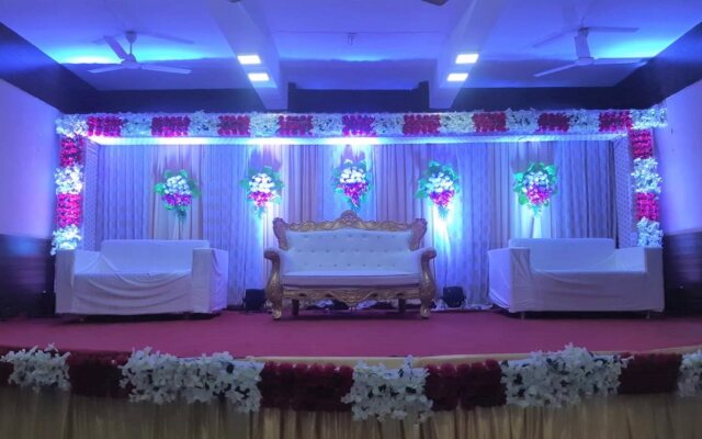 Hotel Empire Gandhidham
