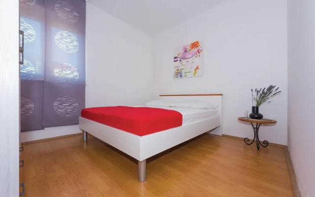 Stunning Home in Vodice With Wifi and 2 Bedrooms
