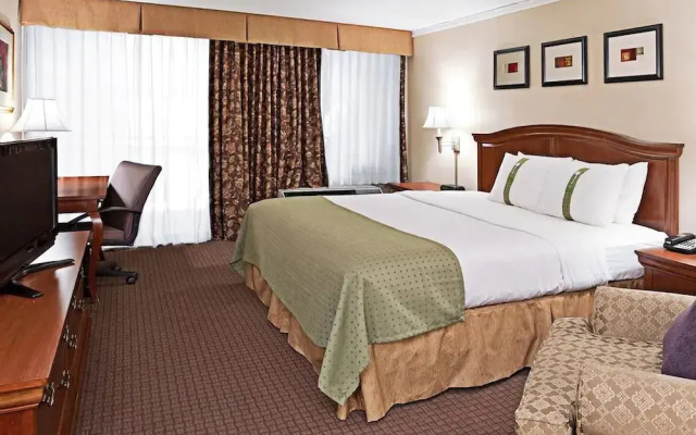 Holiday Inn Warren