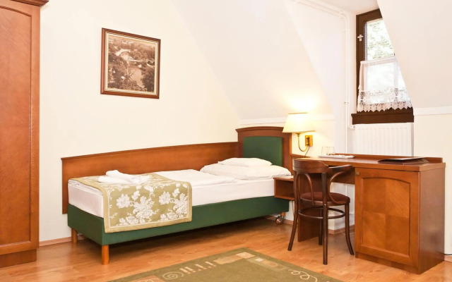 Klastrom Hotel