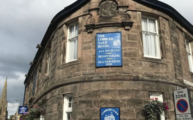 The Cobbled Yard Hotel