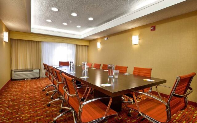 Courtyard Baton Rouge Siegen Lane