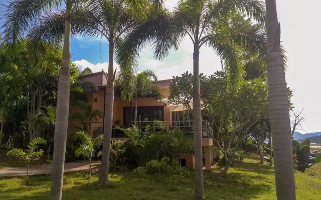 Mekong Riverside Resort & Camping