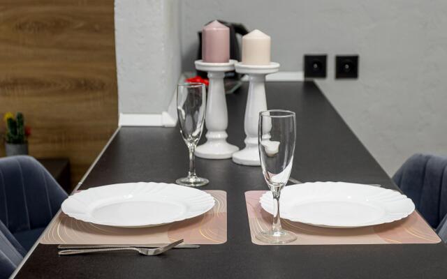 Апартаменты на улице Домбайская 10