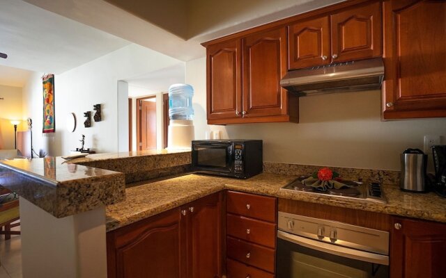 Luna Maya 5 2 Bedroom Condo