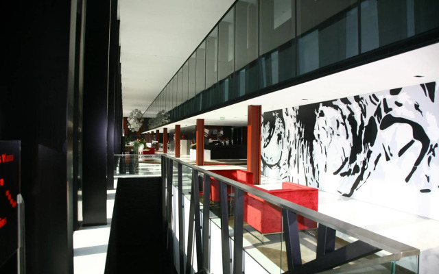 Axis Viana Business & SPA Hotel