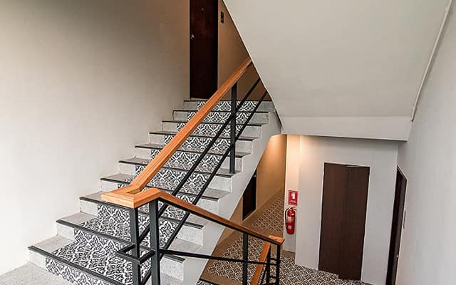 Yamin Seaview Hotel