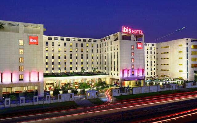 ibis New Delhi Aerocity Hotel