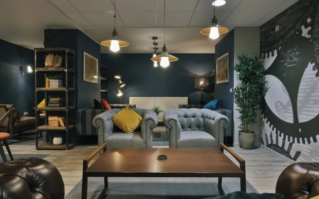 Student Only George Street