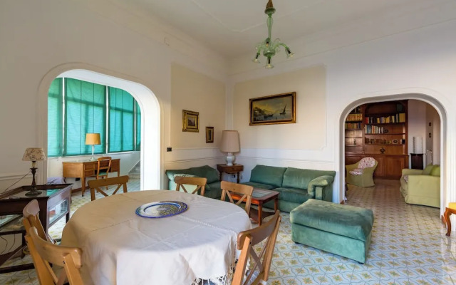 Villa Paola - Hidden Panoramic Garden and Terraces by Napoliapartments