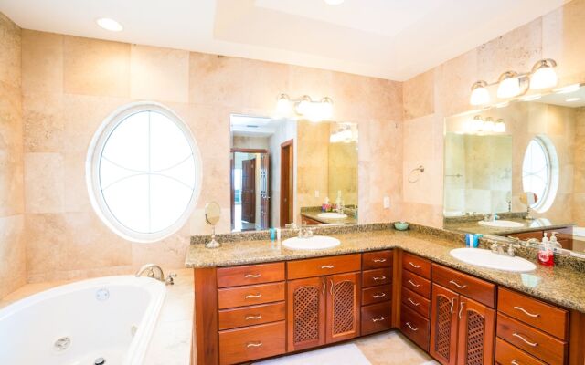 Lawson Rock - Angelfish 202