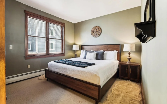 Main Street Junction 19 2 Bedroom Condo