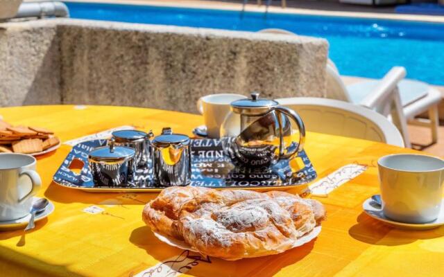 Casa Caty con piscina,a 5 minutos de la Playa