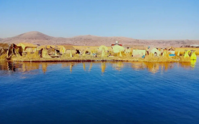 Uros Suma Jakana Lodge