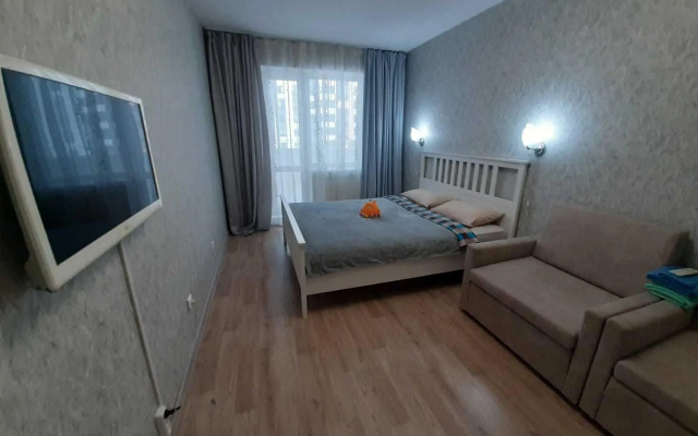 Apartments on Voroshilov street 13