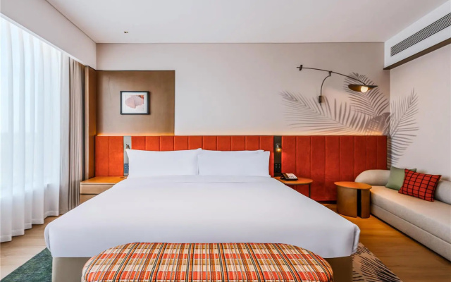 Hilton Garden Inn Xinyang East Railway Station – Guest Rooms – Xinyang