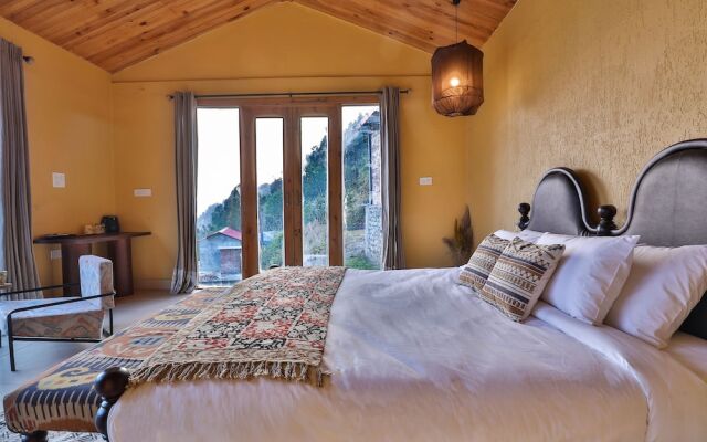 Seclude Pangot Perch