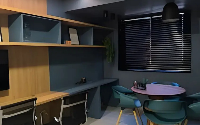 Studio Design 3 - Lions