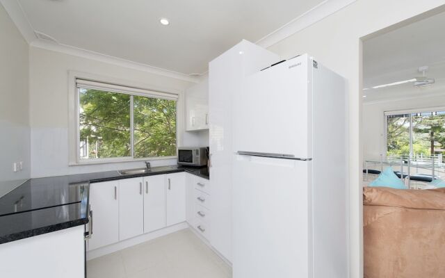 Box Beach Retreat, 29 Essendene Road,