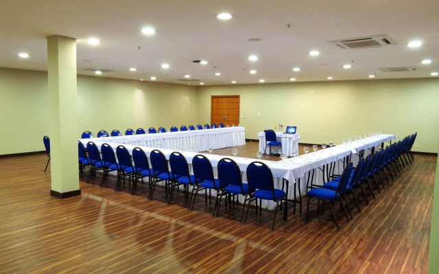 Hotel Intercity Manaus