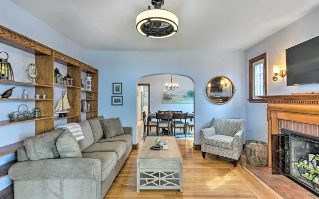 Walkable New Haven Retreat w/ Ocean Views!