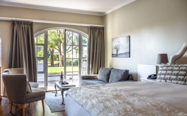 Whale Rock Luxury Lodge