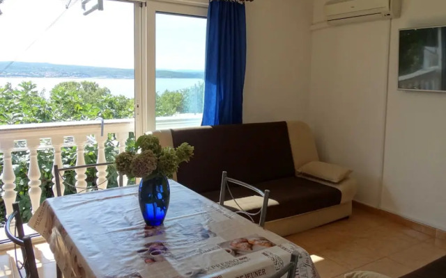 Warm and Welcoming Apartments With Sea View