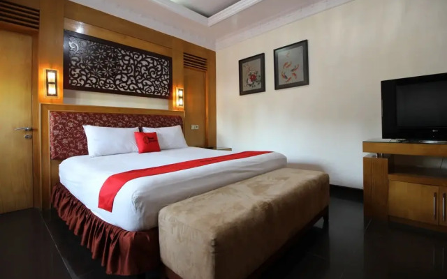 RedDoorz Plus near Tugu Jogja 2