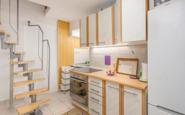 Beautiful Apartment in Cres With Wifi and 1 Bedrooms