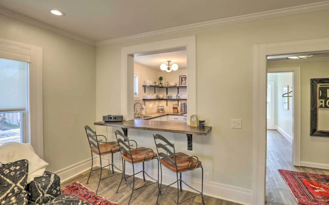 Charming & Walkable Fairport Village Apartment!