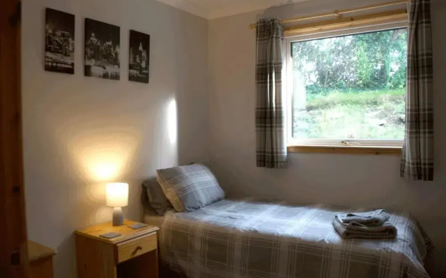 Lovely 3 Bedroom Bungalow Located in Drummore