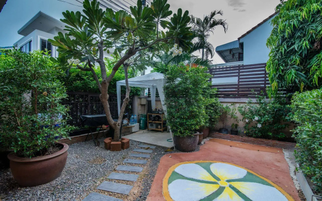 Baan Bua Residence