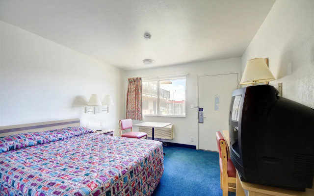 Motel 6-Muskogee, OK