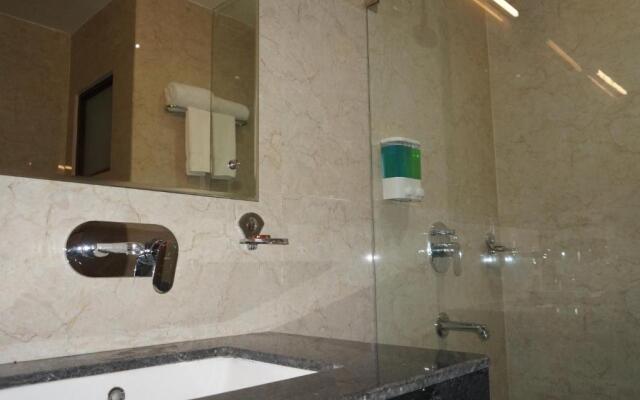Neel Clarks Inn Express Agra