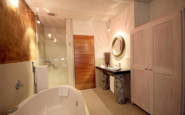 African Rock Hotel & Spa, a "Boutique Lifestyle Resort"