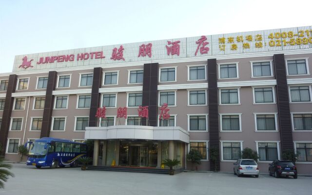 Junpeng Hotel