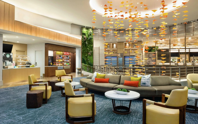 DoubleTree by Hilton Chicago - Magnificent Mile
