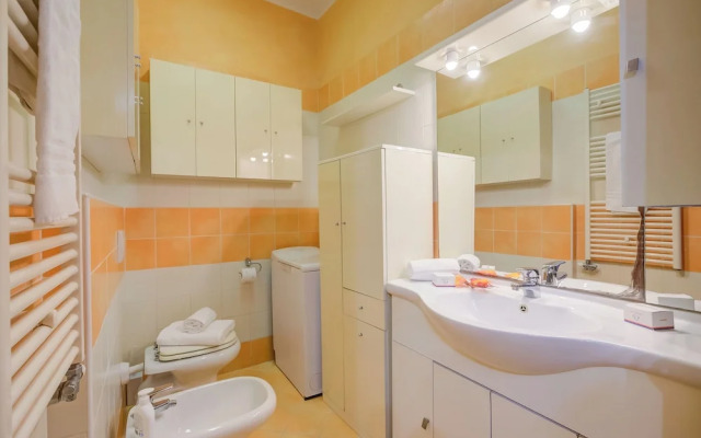 Verbena with parking 500m from the sea