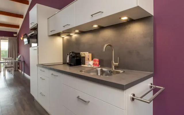 Stylish Zeeland Stay BBQ